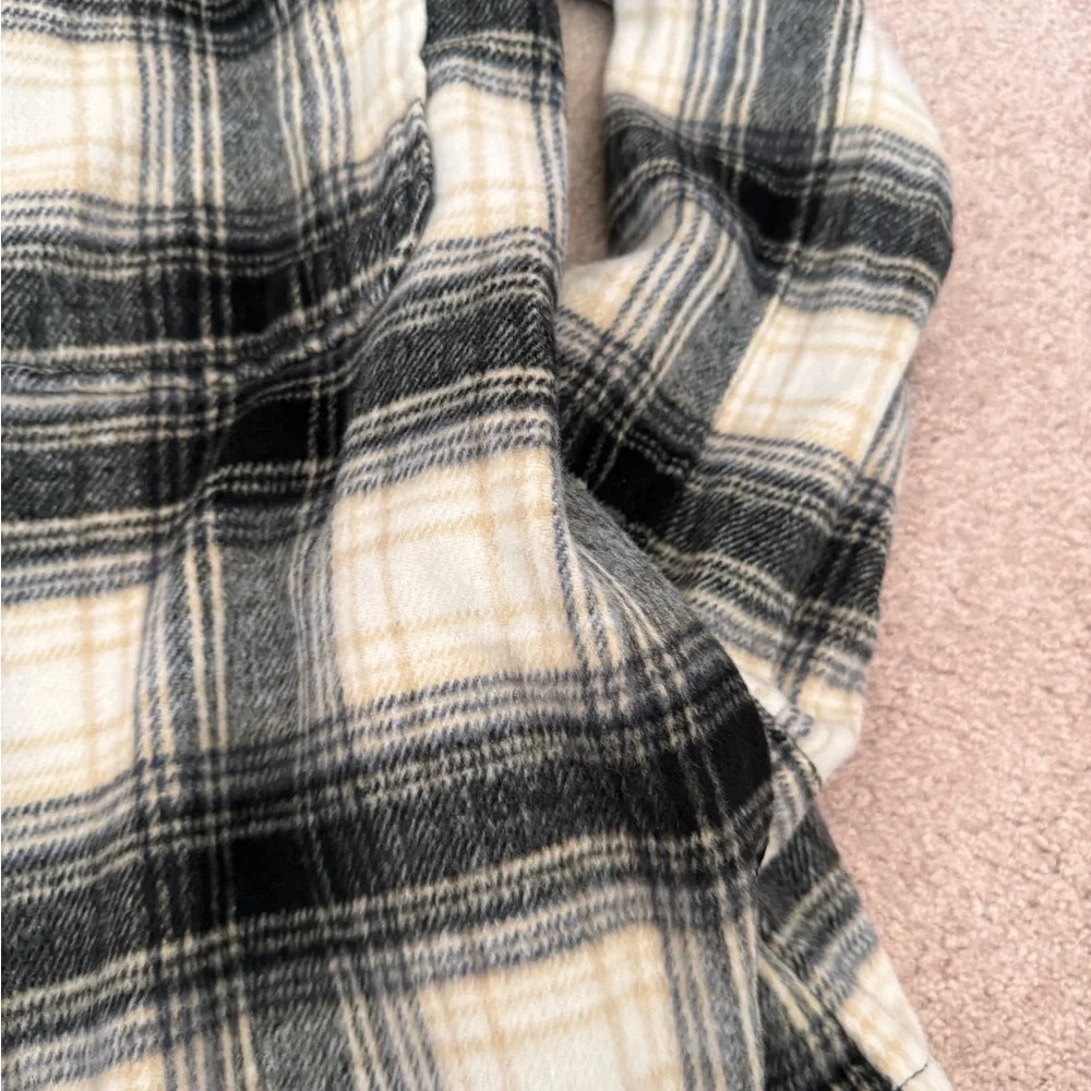Banana Republic Women Plaid Flannel Shirt Jacket wWith Pockets Button Up SMALL - Picture 13 of 16